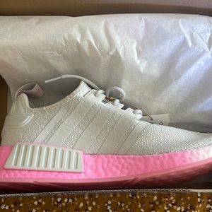 NIB Adidas NMD_R1